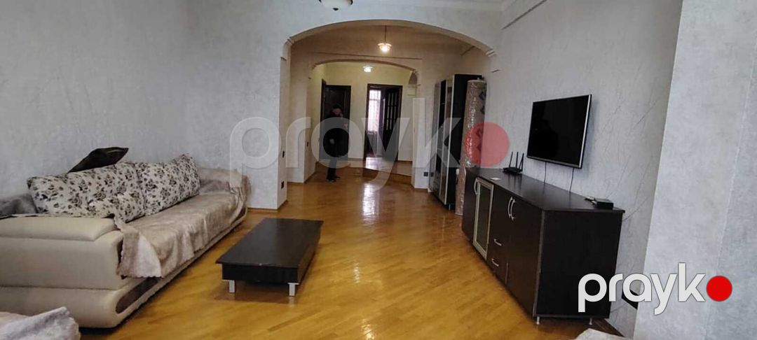 Satılır 3 otaqlı köhnə tikili 100 m² — Mənzil, Bakı (8)