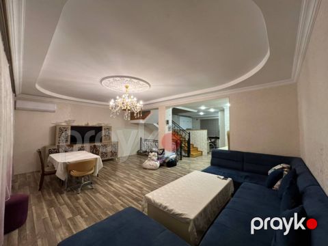 Satılır 4 otaqlı həyət evi/bağ evi 240 m² — Bakı