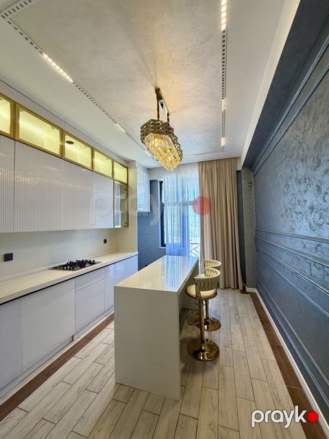 Satılır 3 otaqlı yeni tikili 135 m² — Bakı