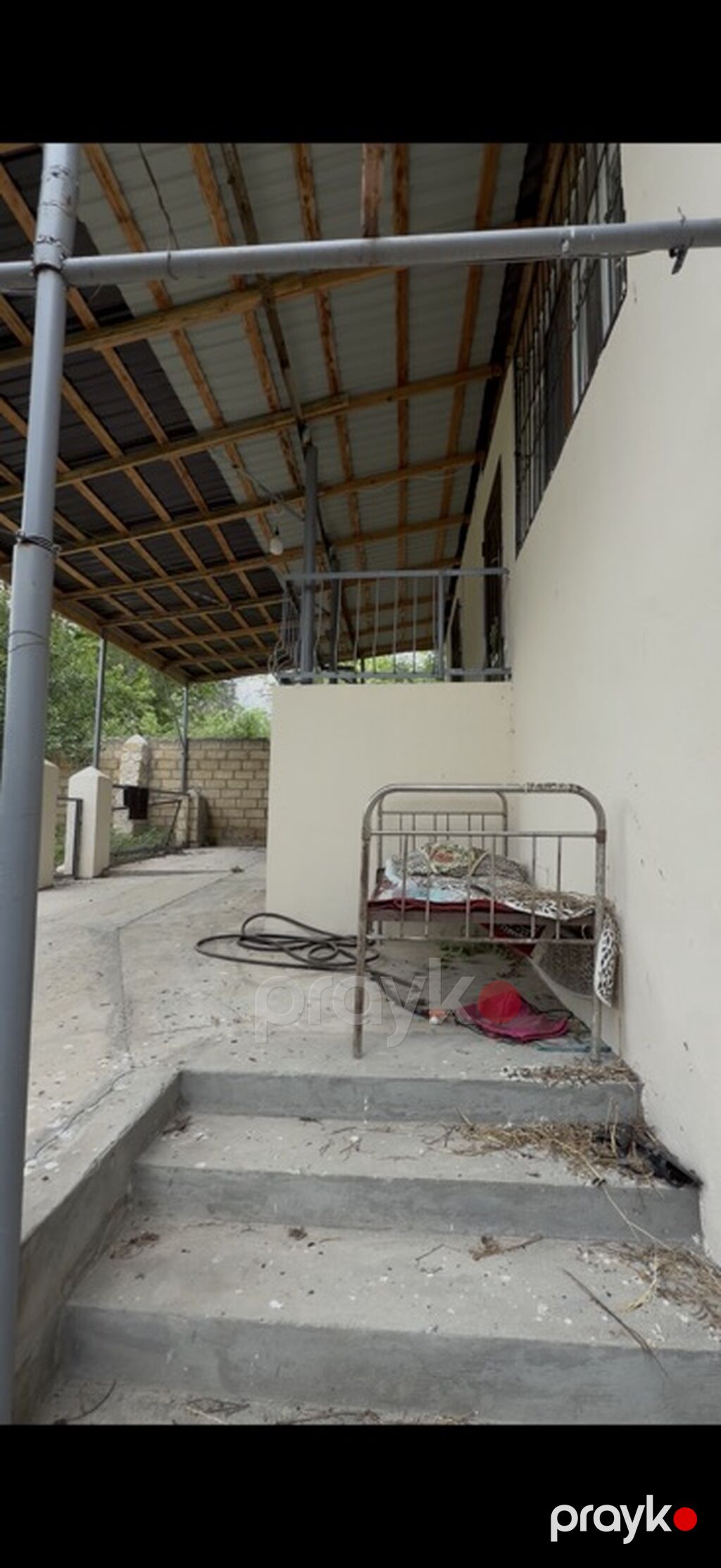 8 sot mehle 2 mertebe qaz işiq su herşey icinde 1 kuxna aşagida 2 — Ev, villa, Gəncə (7)
