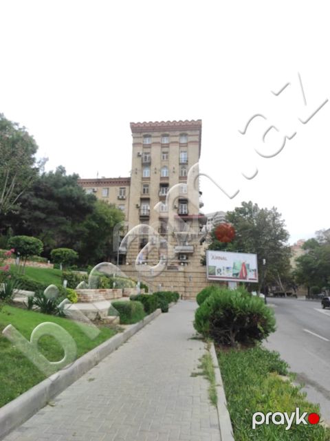 2 otaqlı Köhnə tikili, Satış, Bakı, Yasamal, Nizami — Bakı