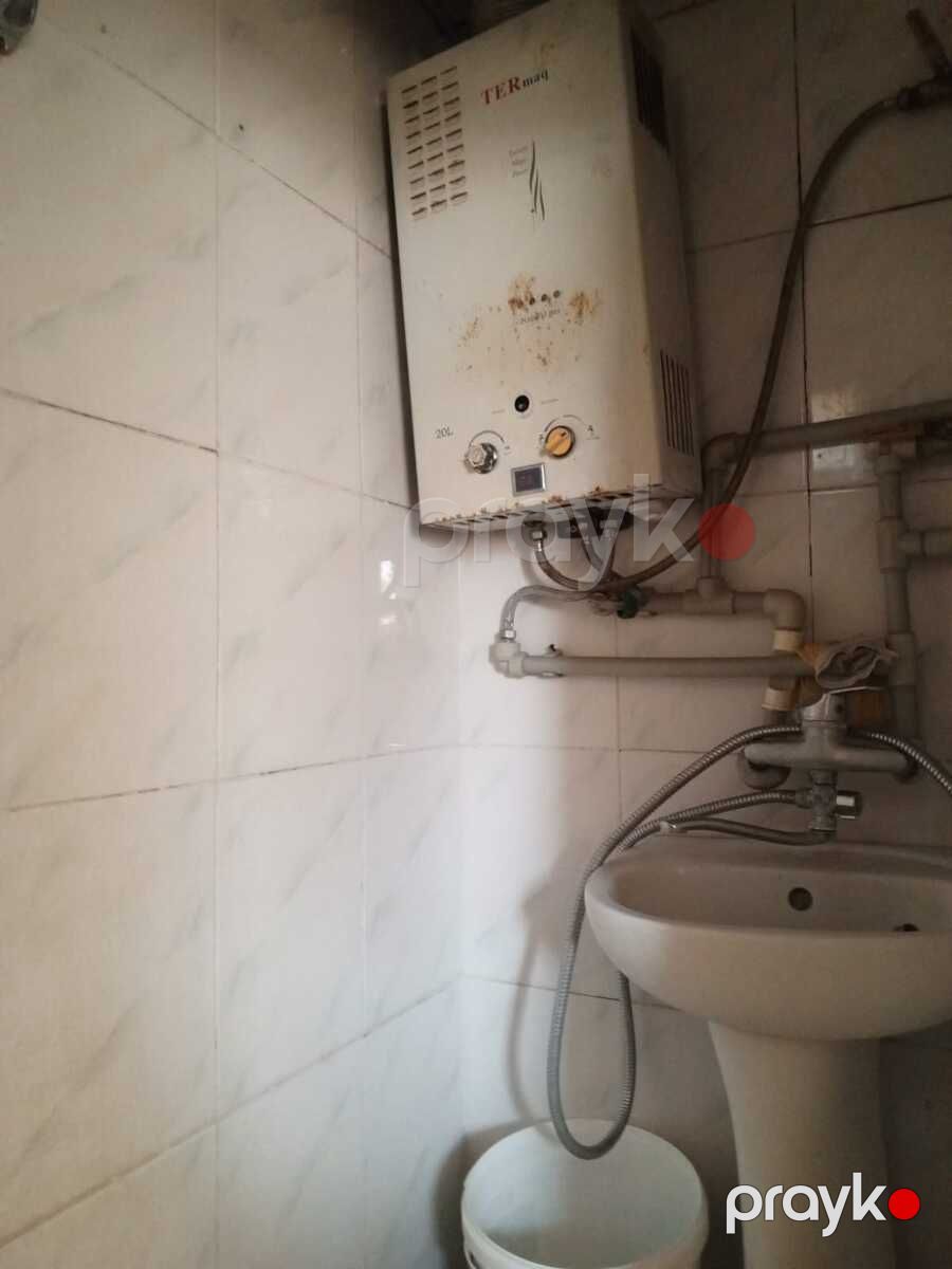İcarəyə verilir 2 otaqlı köhnə tikili 35 m² — Mənzil, Bakı (7)