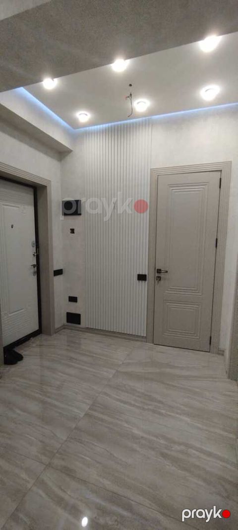 Satılır 3 otaqlı yeni tikili 140 m² — Bakı
