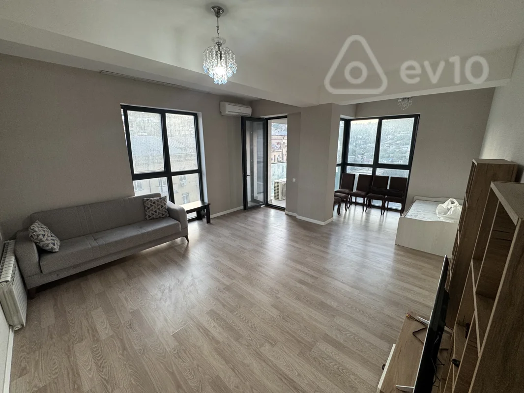2 otaqlı mənzil, 85 m², Xanlar küç. — kirayə — Bakı