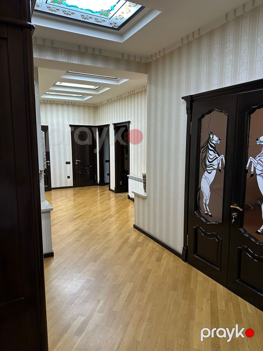 Satılır 4 otaqlı yeni tikili 200 m² — Mənzil, Bakı (9)