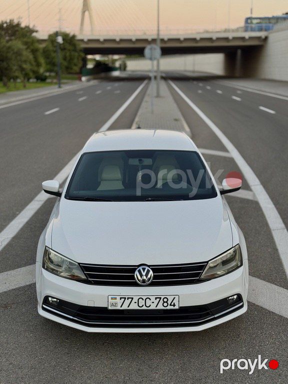 Volkswagen Jetta, 1.8 L, 2016 il, 136 800 km — Avtomobillər, Bakı (11)