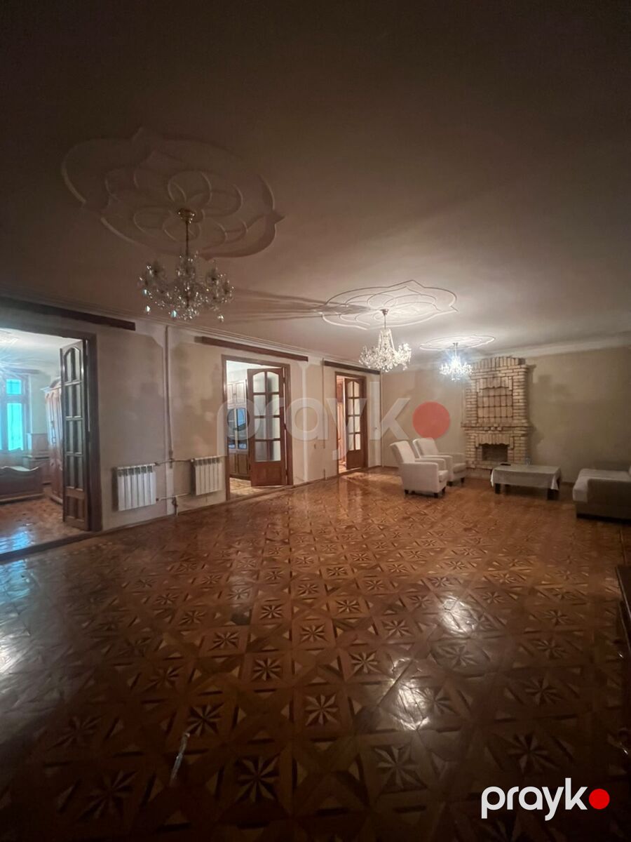 Satılır 4 otaqlı köhnə tikili 100 m² — Mənzil, Bakı (3)