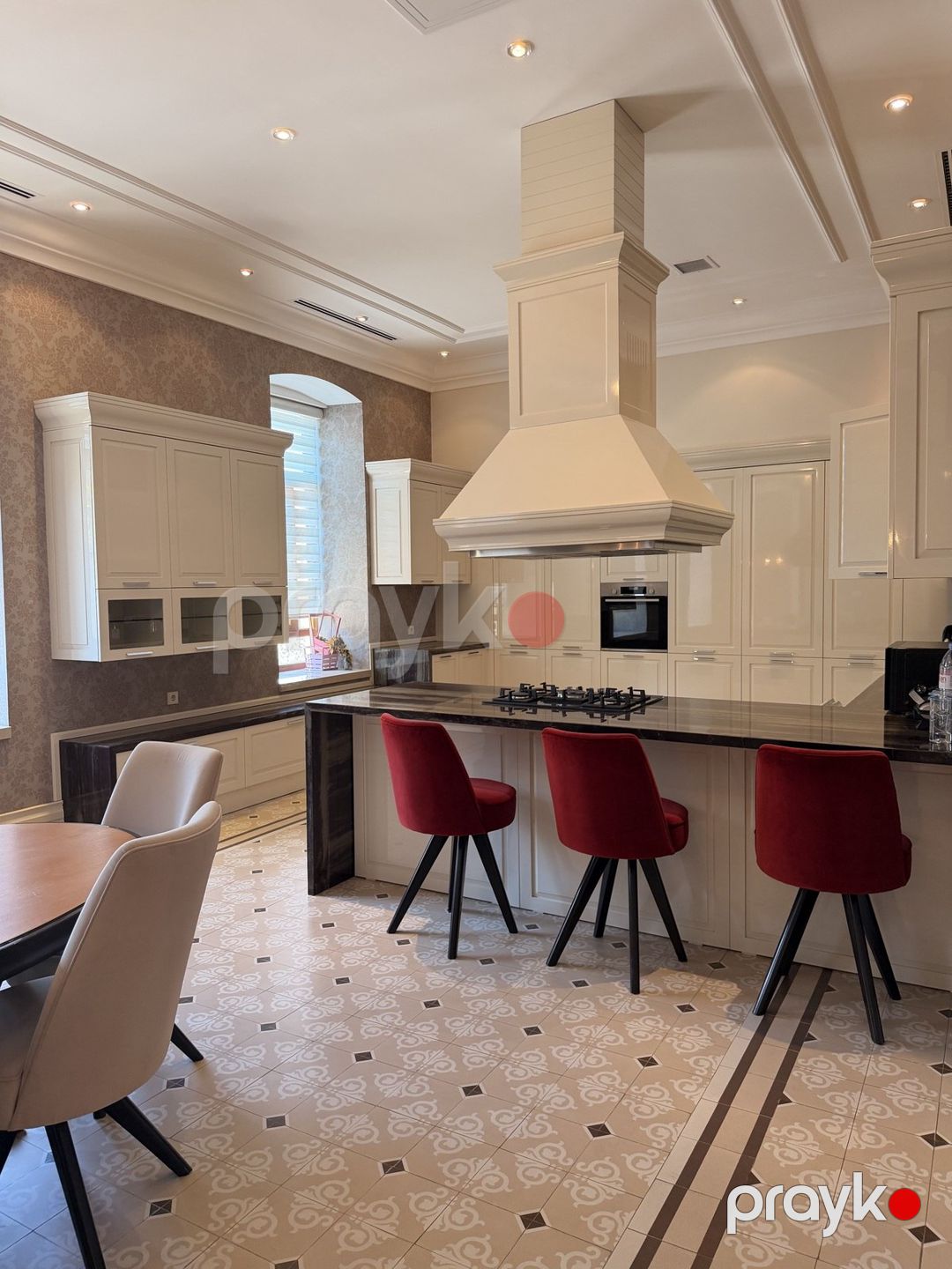 İcarəyə verilir 6 otaqlı köhnə tikili 350 m² — Mənzil, Bakı (3)