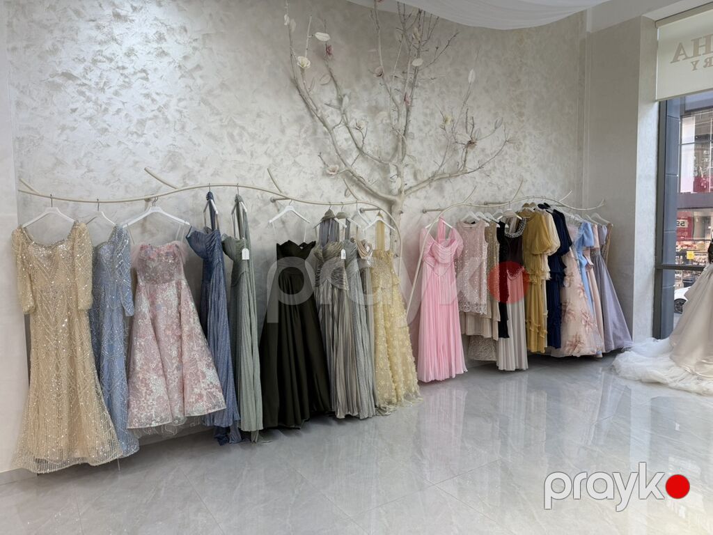 Goncha Gallery – gəlinlik və aksessuar salonu - Klassikdən modernə — Toy paltarı, Bakı (5)
