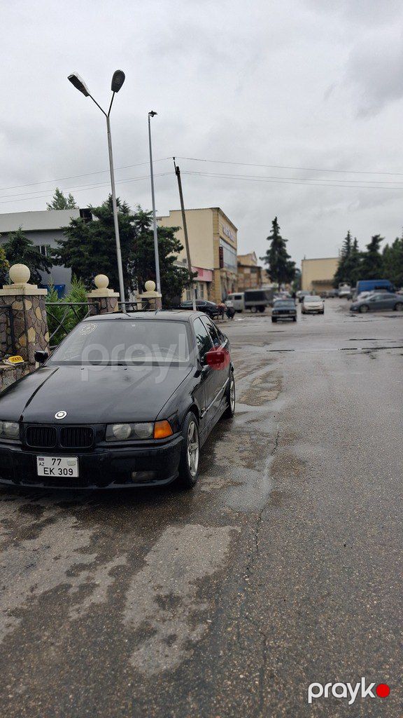 BMW 318, 1.8 L, 1993 il, 596 538 km — Avtomobillər, Quba (3)
