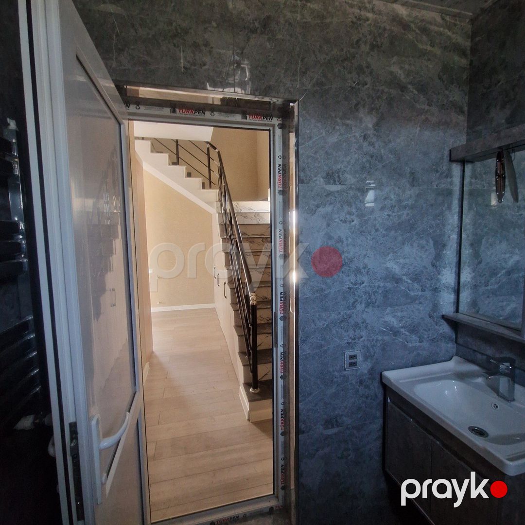 Satılır 4 otaqlı həyət evi/bağ evi 130 m² — Ev, villa, Bakı (8)