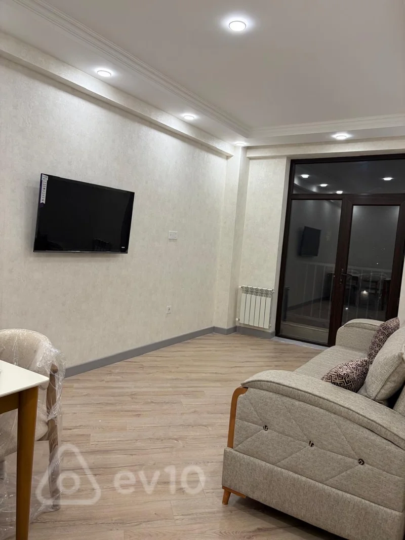 2 otaqlı mənzil, 77 m², Vest tovn — kirayə — Mənzil, Bakı (5)