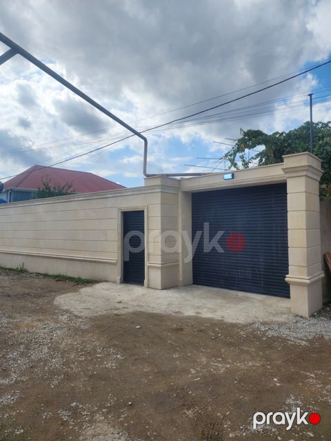 Satılır 4 otaqlı həyət evi/bağ evi 120 m² — Bakı
