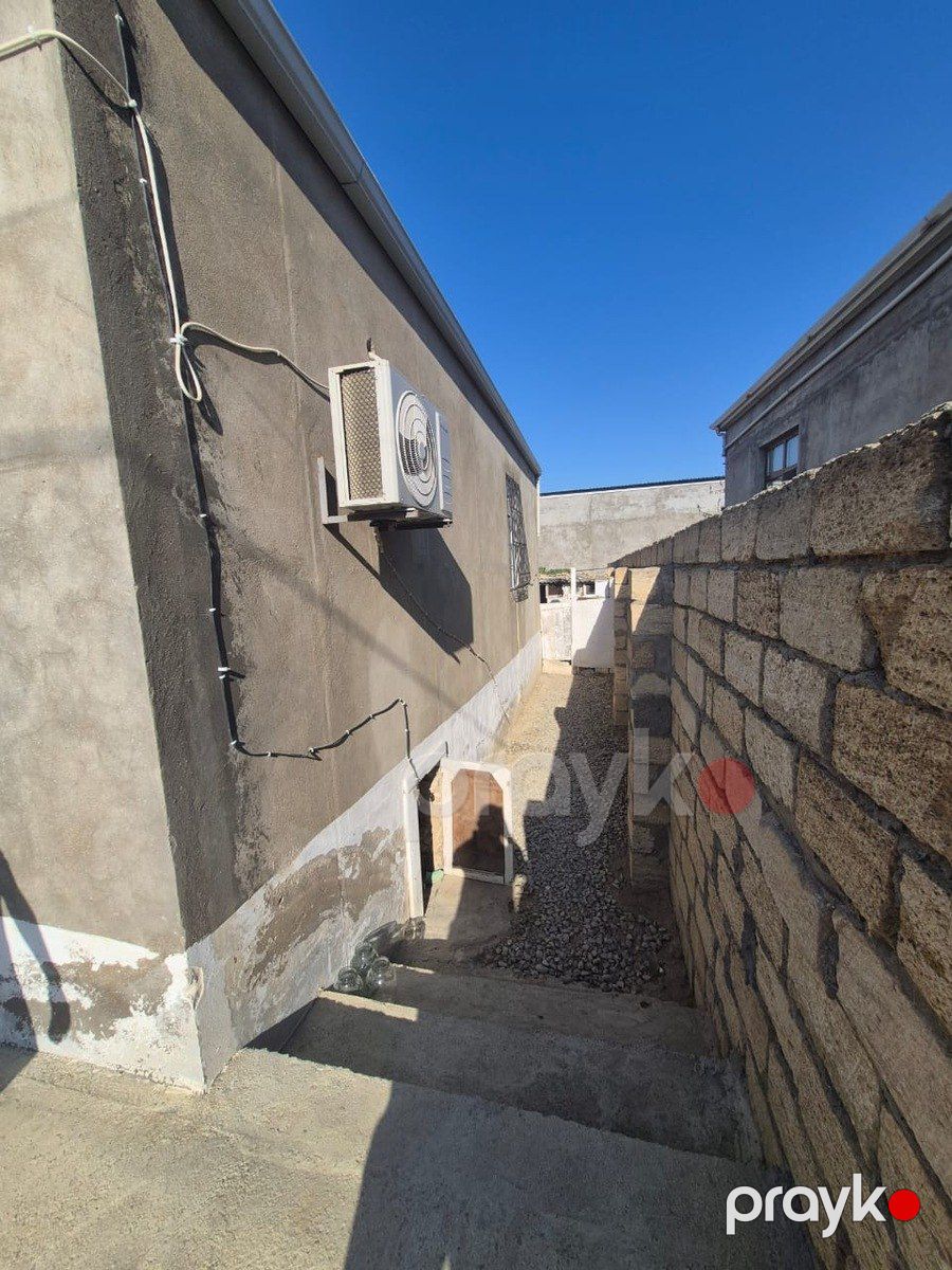Həyət evi, Saray qəs — Ev, villa, Bakı (10)