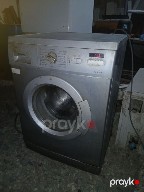 6 kq lıq Simens paltaryuyan maşın satılır.nəsə prablemi var.qiyməti 70 — Sumqayıt