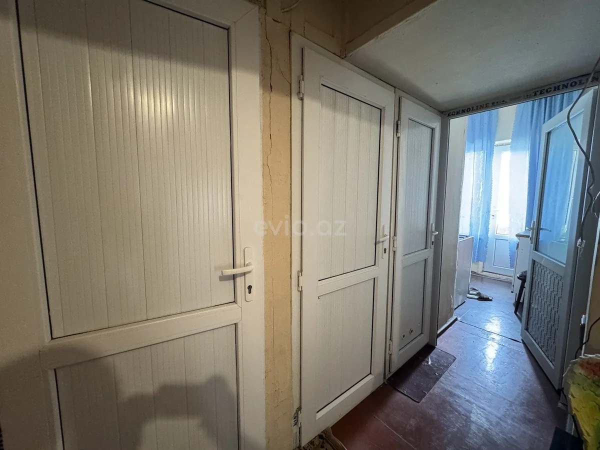 2 otaqlı orta təmirli mənzil satılır Köhnə Günəşli qəsəbəsində — Mənzil, Bakı (9)