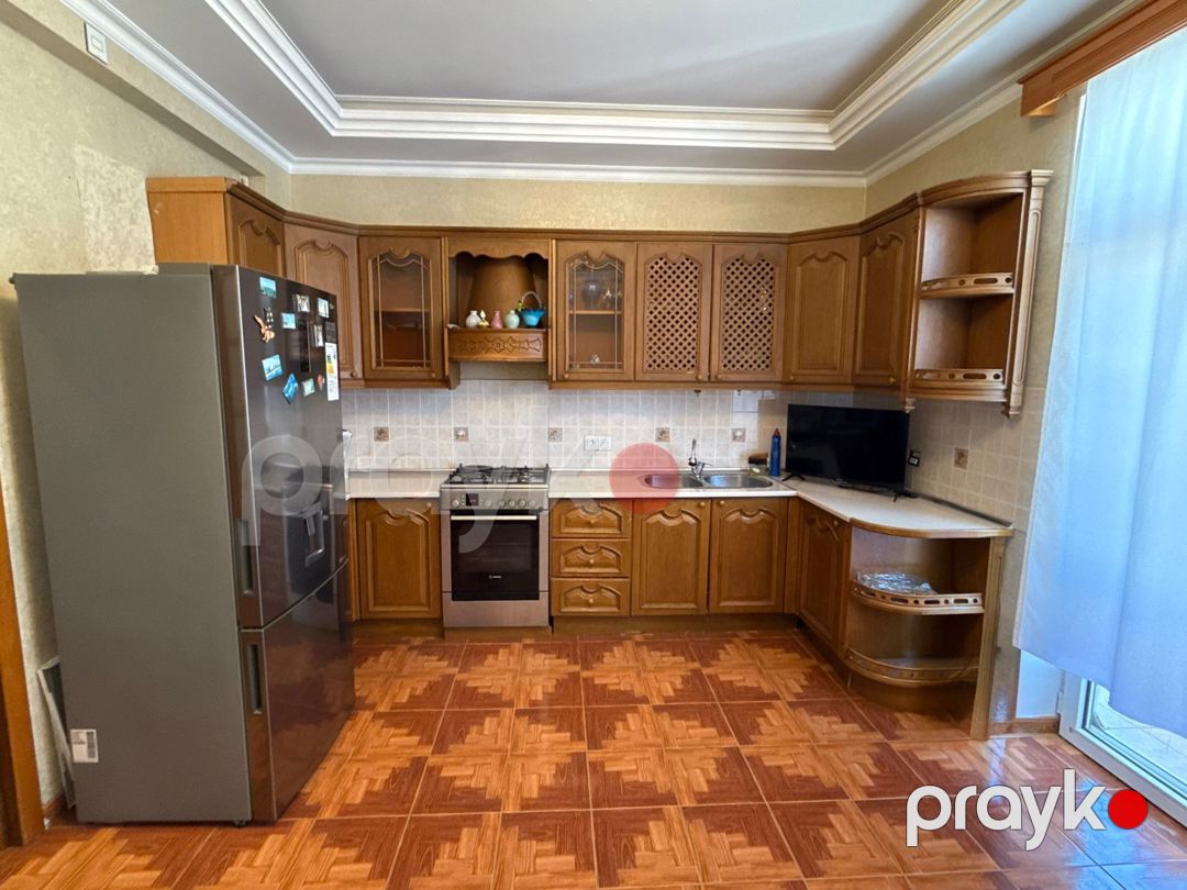 Satılır 5 otaqlı köhnə tikili 240 m² — Mənzil, Bakı (7)