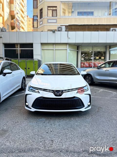 Toyota Corolla, 1.8 L, 0.85 kWh, 2024 il, 117 189 km — Bakı