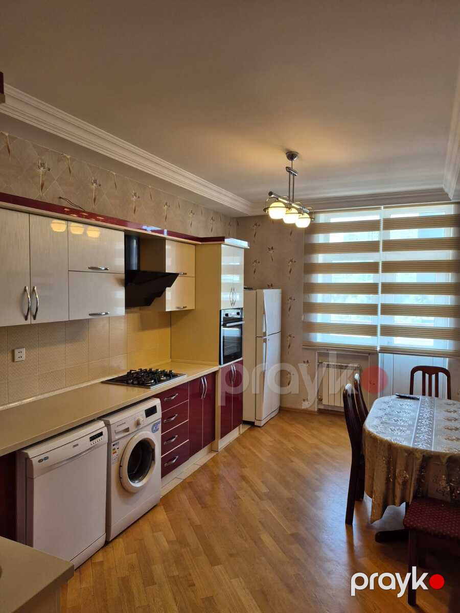 Satılır 4 otaqlı yeni tikili 180 m² — Mənzil, Bakı (3)