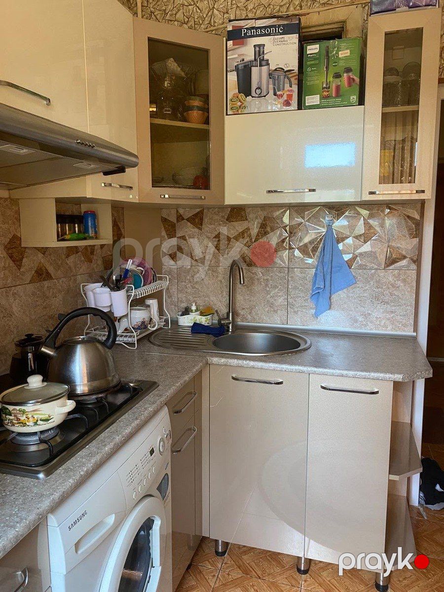 Satılır 4 otaqlı köhnə tikili 85 m² — Mənzil, Bakı (8)