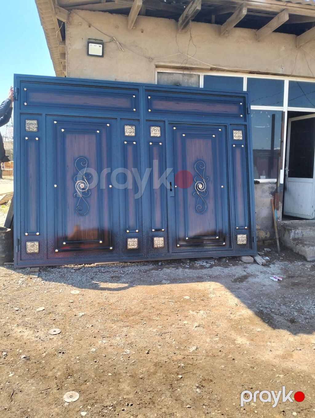 Metal darvaza modelləri təqdim olunur. Şəkillərdə müxtəlif dekorativ — Pəncərələr, qapılar, balkonlar, Sumqayıt (5)