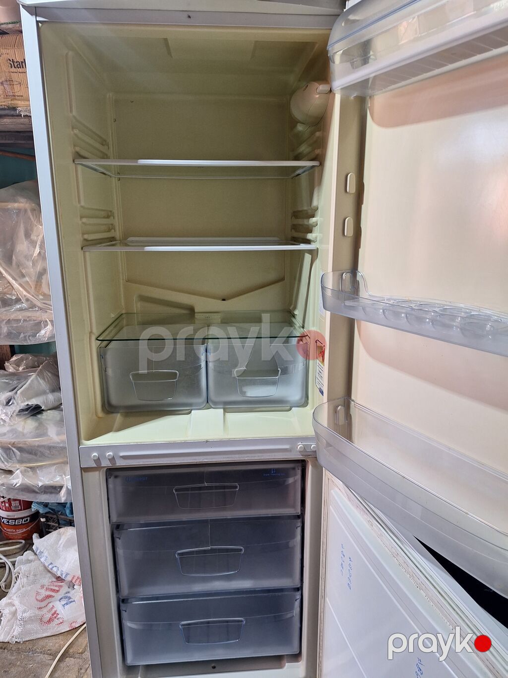 İşlənmiş 2 qapılı Indesit Soyuducu Satılır, rəng - Ağ — Soyuducular, Bakı (3)