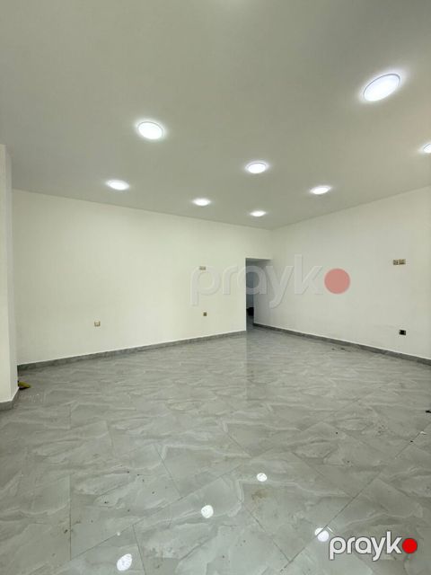 İcarəyə verilir obyekt 72 m²