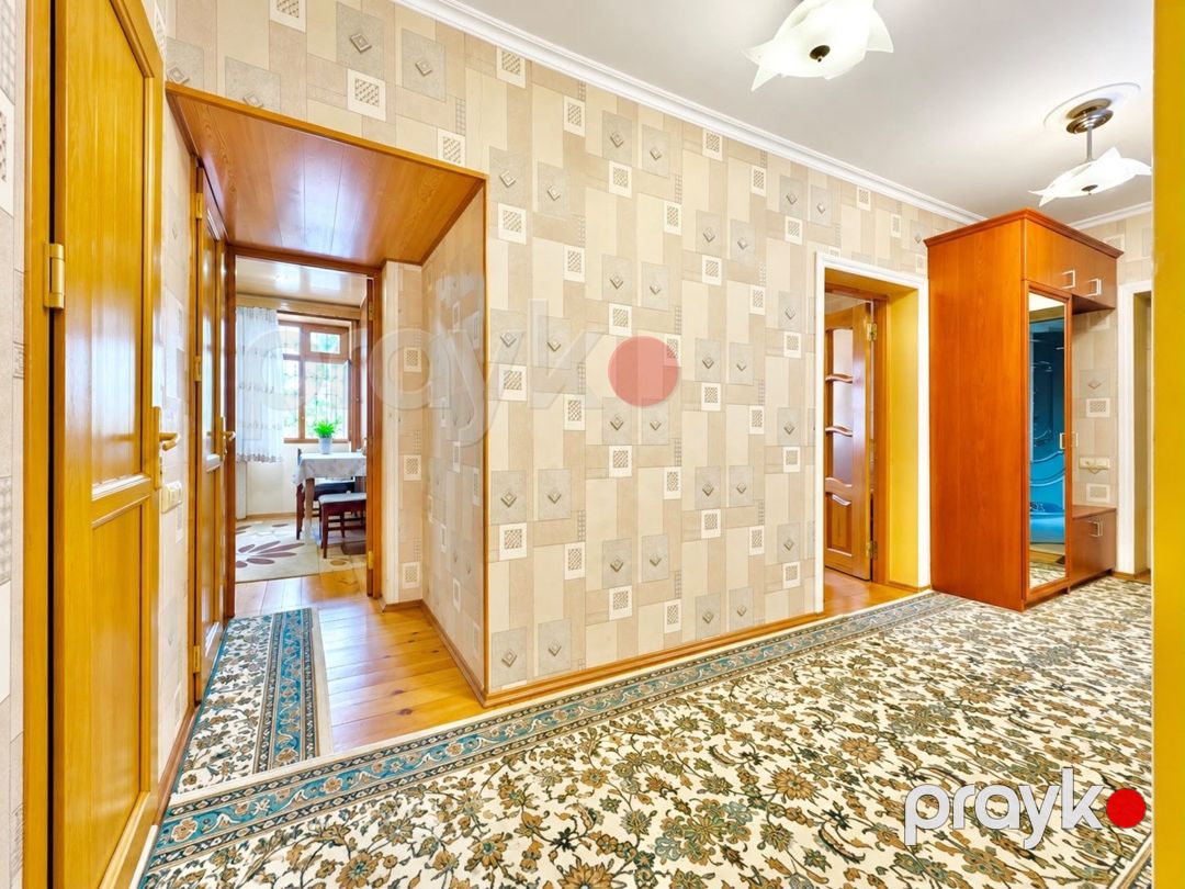 Satılır 4 otaqlı köhnə tikili 110 m² — Mənzil, Bakı (11)