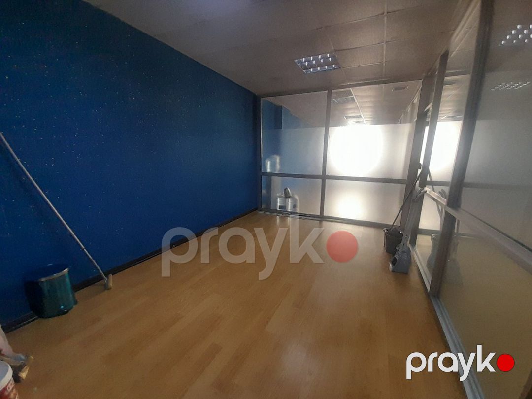 Ofis icarəyə verilir, 110 m², Əhməd Rəcəbli küç., Bakı — Ofis (12)