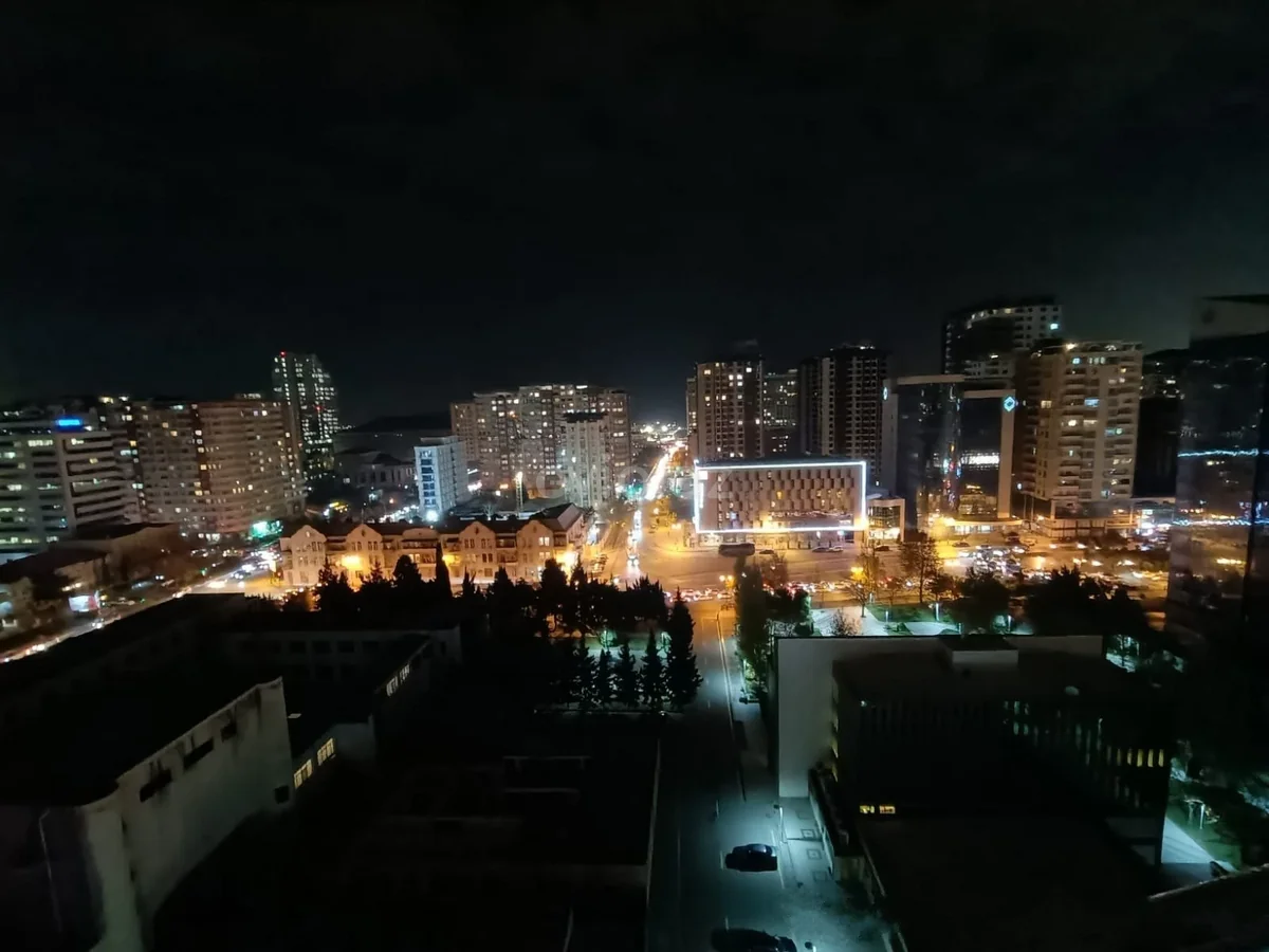 Kirayə 2 otaqlı mənzil Şah İsmayıl Xətai metrosu yaxınlığında — Mənzil, Bakı (11)