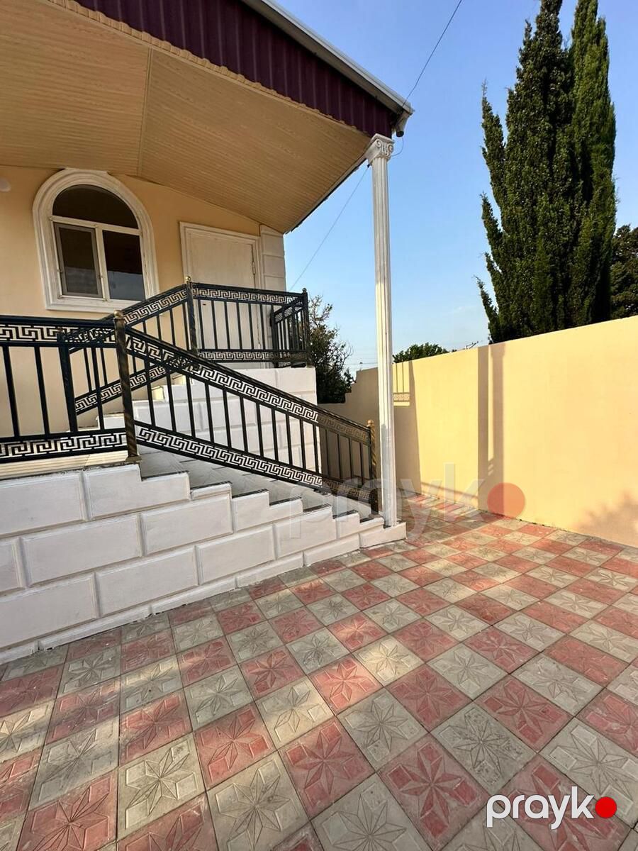 Satılır 4 otaqlı həyət evi/bağ evi 200 m² — Ev, villa, Bakı (7)