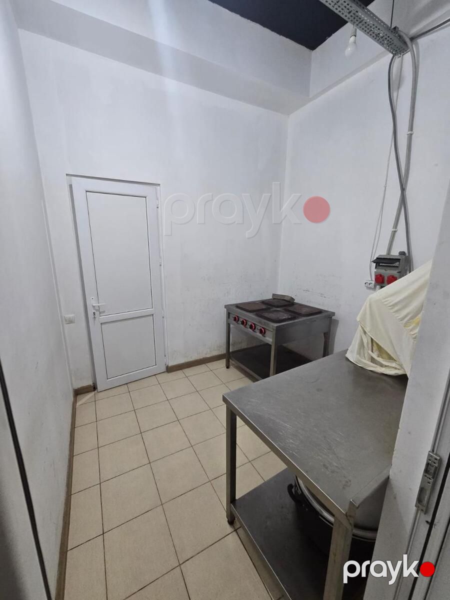 Satılır obyekt 569 m² — Əmlak, Bakı (10)