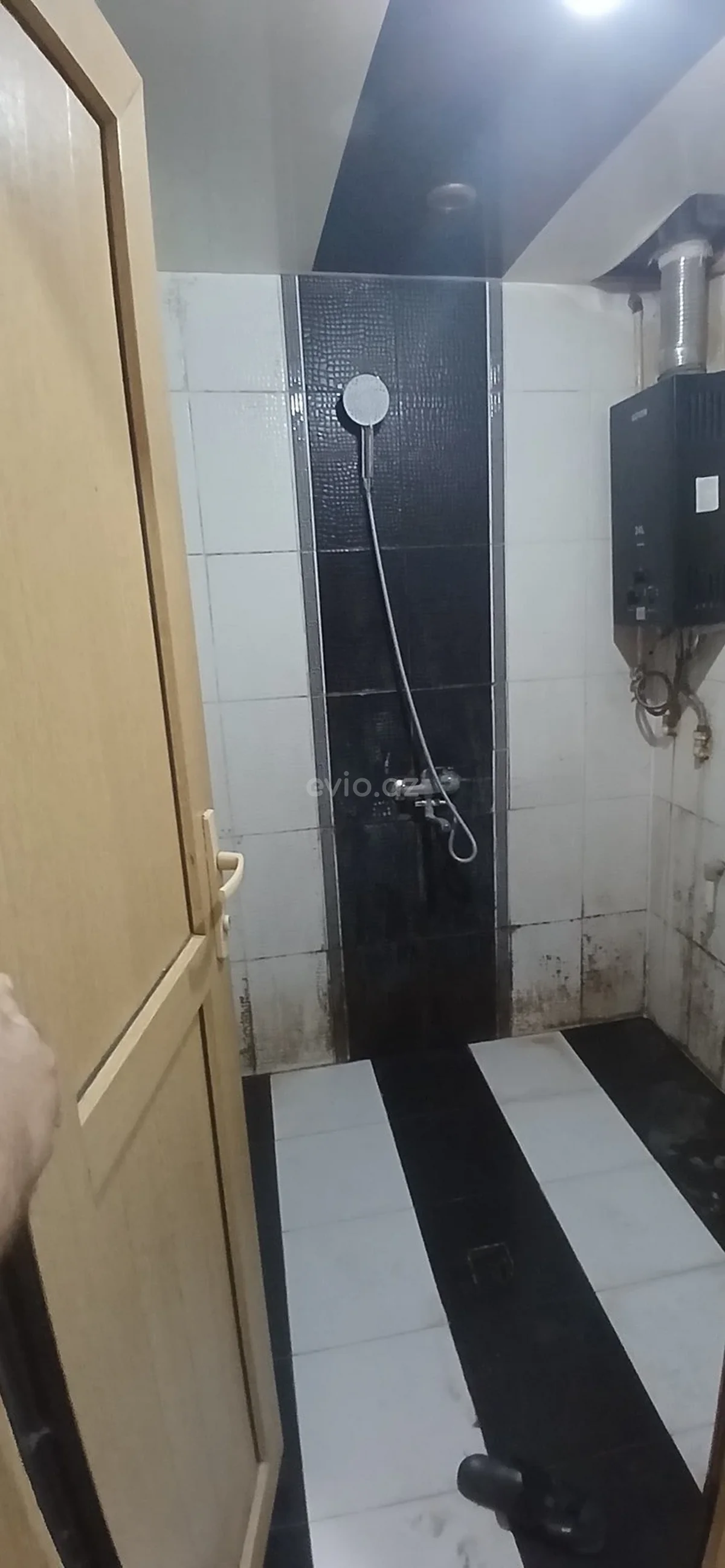 Kirayə 2 otaqlı mənzil Nəsimi metrosu yaxınlığında — Mənzil, Bakı (3)