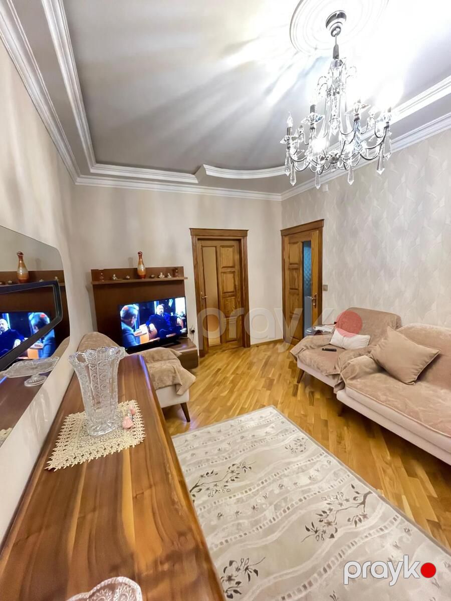 Satılır 3 otaqlı köhnə tikili 68 m² — Mənzil, Bakı (2)