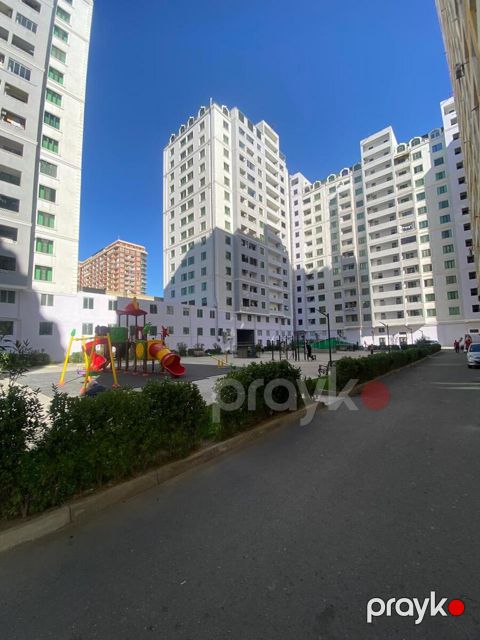 Satılır 4 otaqlı yeni tikili 170 m² — Bakı