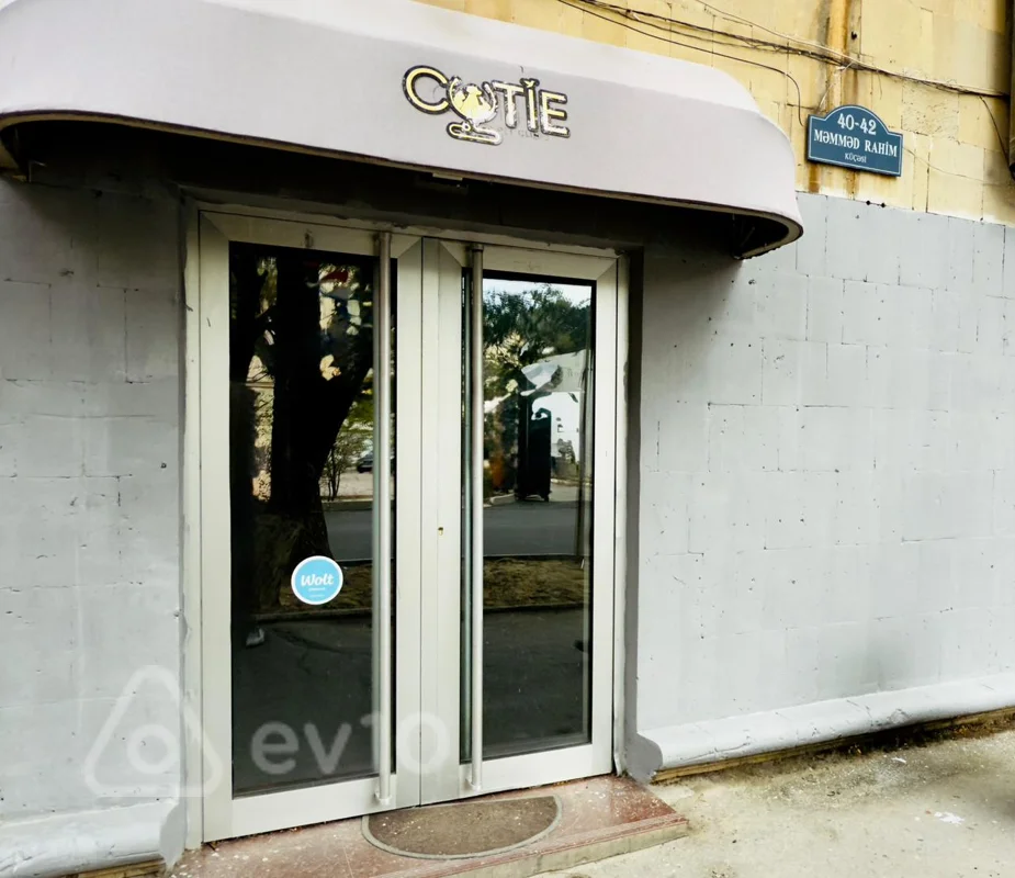 Obyekt, 100 m², Yasamal r-n E.Elekberov 26