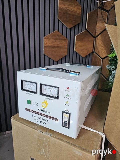 Elektrik tənzimləyici Brend: Çelikkaya. Model: SVC-5000VA. Güc — Bakı