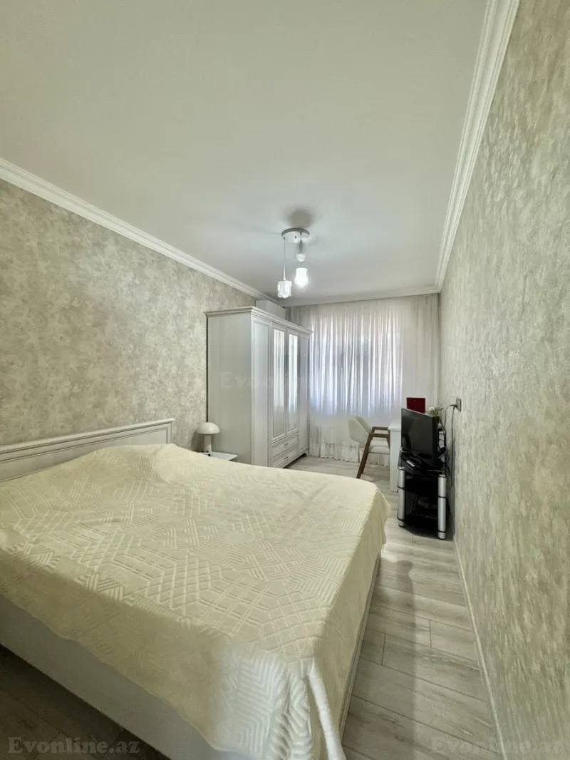 Satılır 4 otaqlı Mənzil Köhnə tikili 110 m² Bakı, Nizami r — Mənzil, Bakı (5)