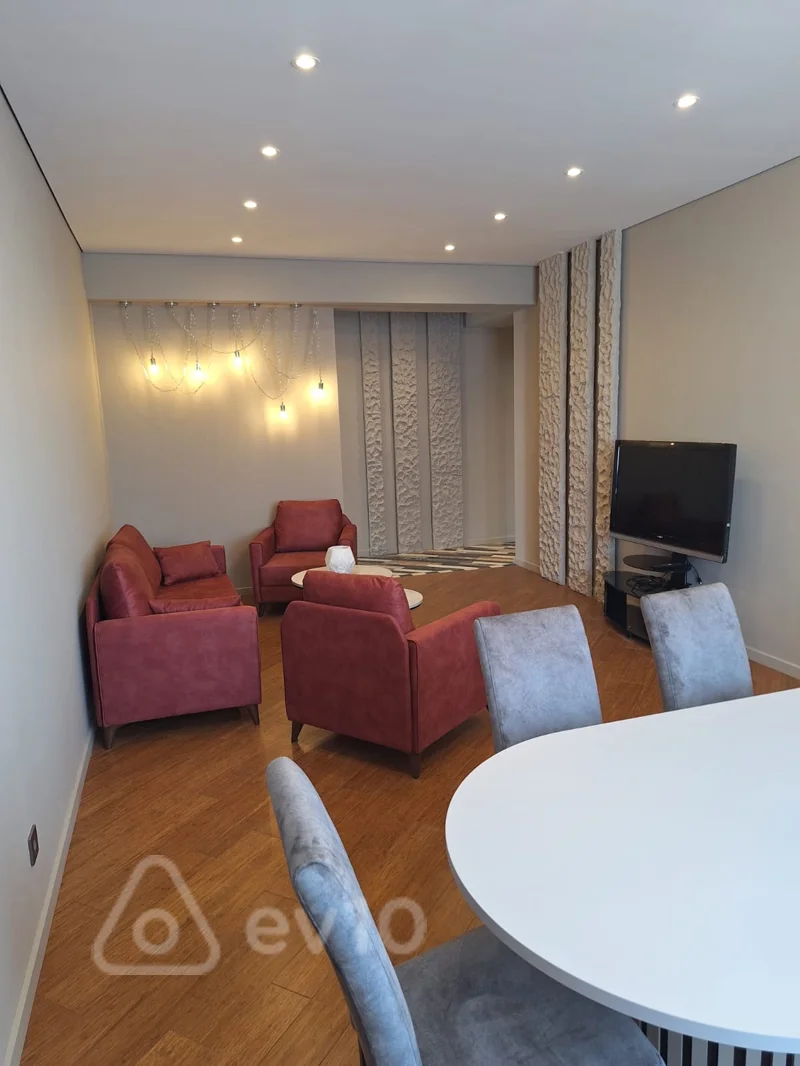 3 otaqlı mənzil, 105 m², Təbriz küçəsi — kirayə — Mənzil, Bakı (2)