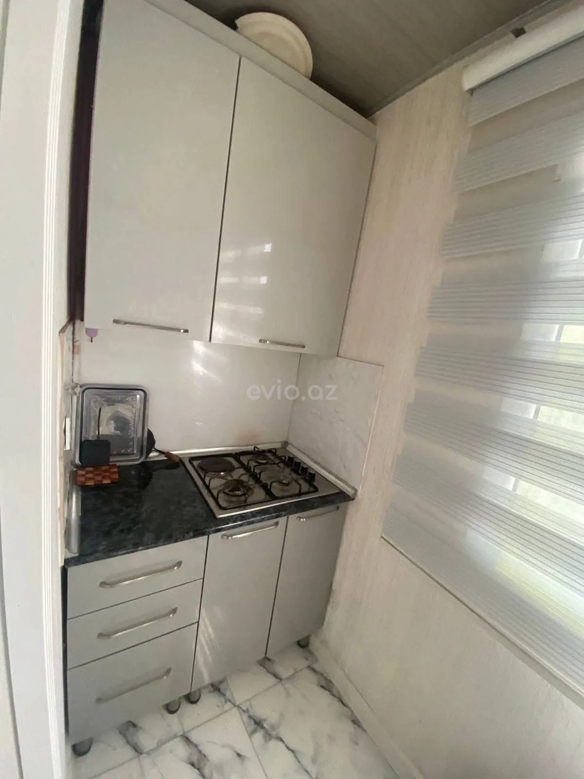 Kirayə 2 otaqlı mənzil Azadlıq prospekti metrosu yaxınlığında — Mənzil, Bakı (5)