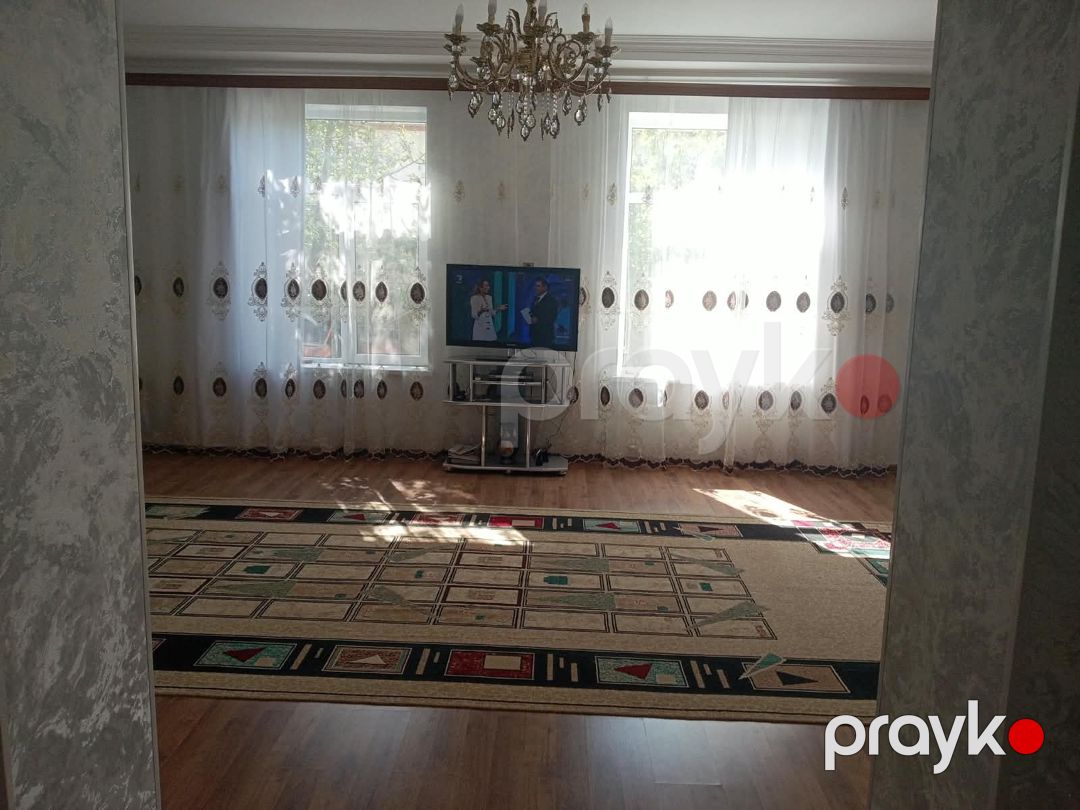 Satılır 4 otaqlı həyət evi/bağ evi 200 m² — Ev, villa, Bakı (12)