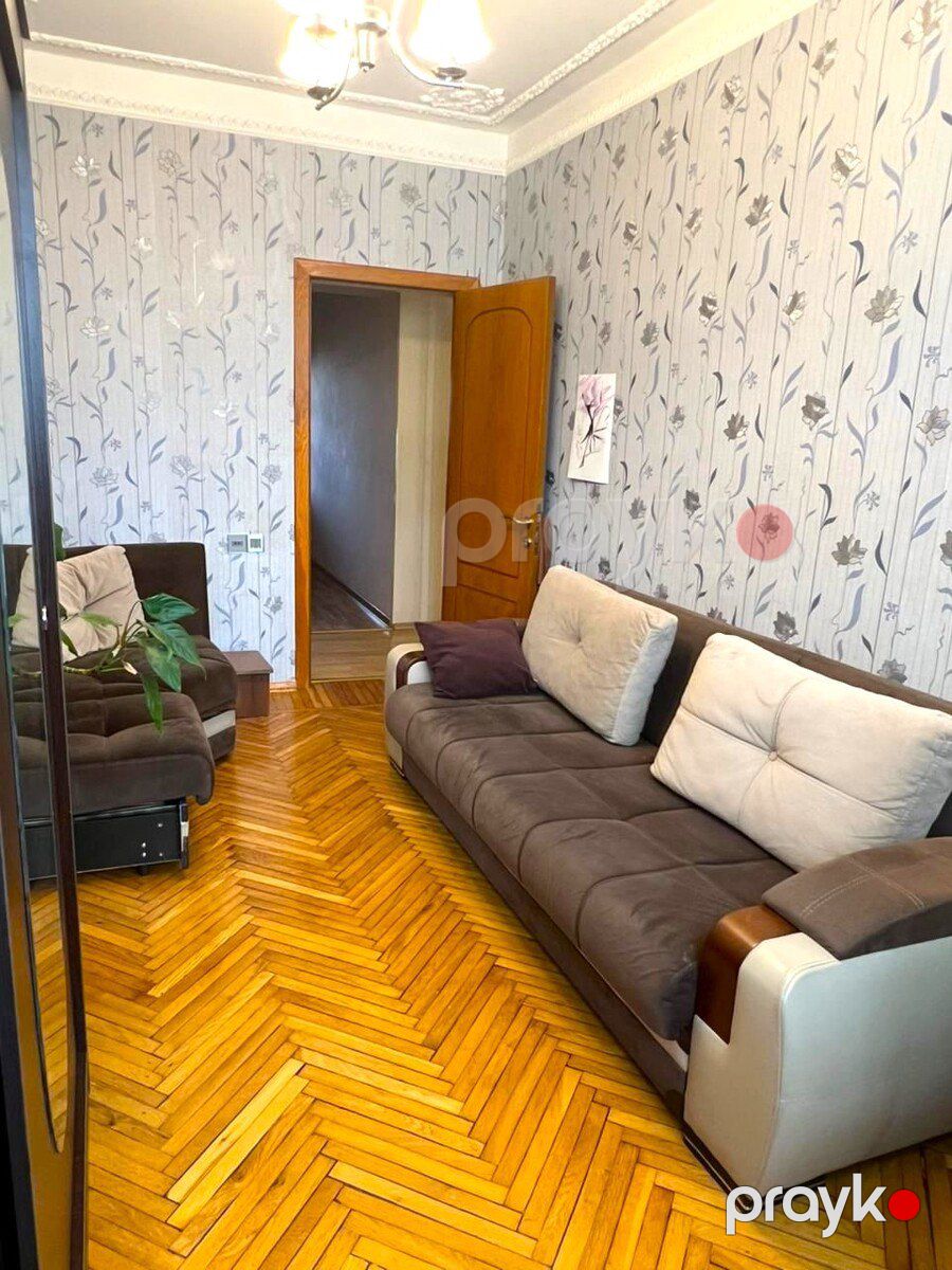 Satılır 4 otaqlı köhnə tikili 110 m² — Mənzil, Bakı (9)