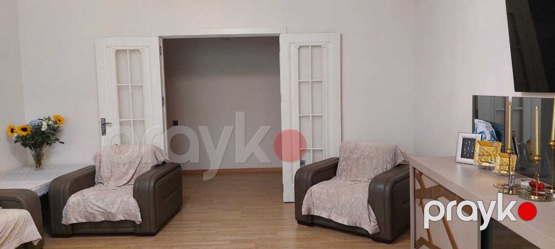 Satılır 4 otaqlı köhnə tikili 142 m² — Mənzil, Bakı (3)