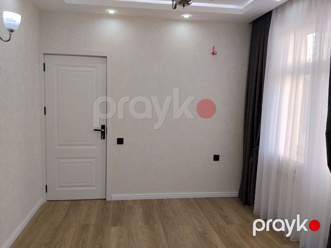 Satılır 2 otaqlı köhnə tikili 65 m² — Mənzil, Bakı (7)