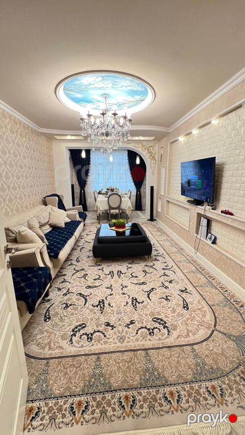 Satılır 3 otaqlı köhnə tikili 100 m² — Bakı