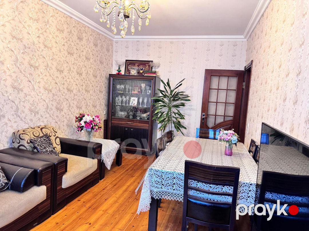 Satılır 4 otaqlı köhnə tikili 100 m² — Mənzil, Bakı (3)