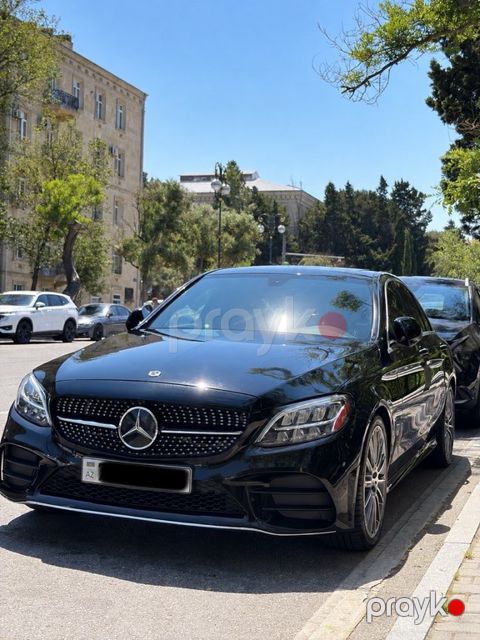 Mercedes C 300, 2.0 L, 2019 il, 93 500 km — Bakı