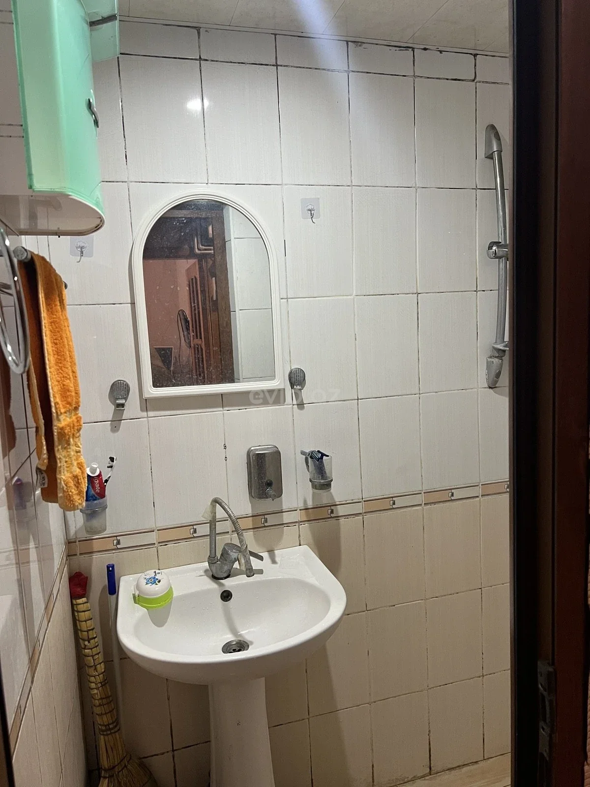 Kirayə 2 otaqlı mənzil Azadlıq prospekti metrosu yaxınlığında — Mənzil, Bakı (5)