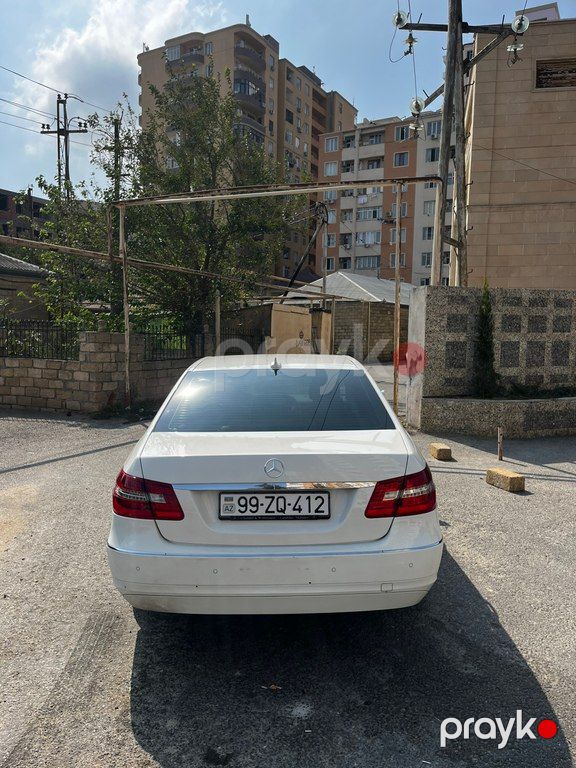 Mercedes E 220, 2.1 L, 2010 il, 270 000 km — Avtomobillər, Bakı (4)