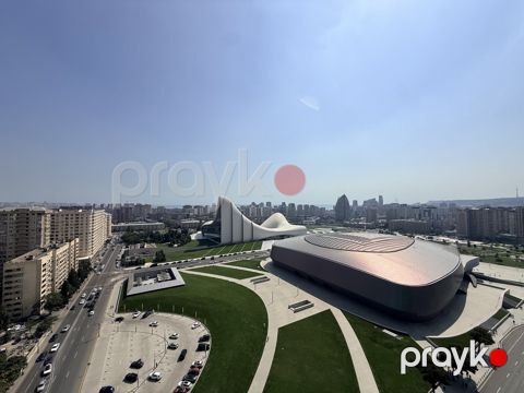 Satılır 3 otaqlı yeni tikili 240 m² — Bakı